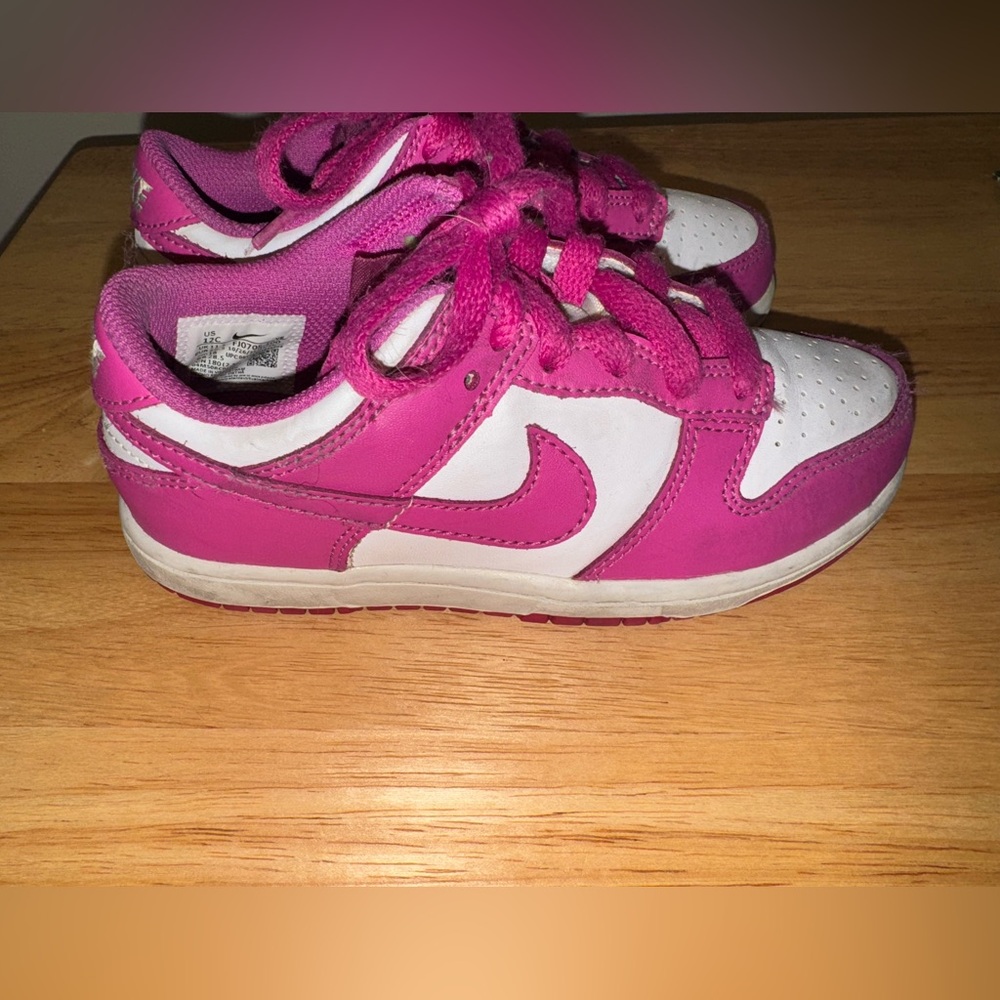 Kids pink and white dunks